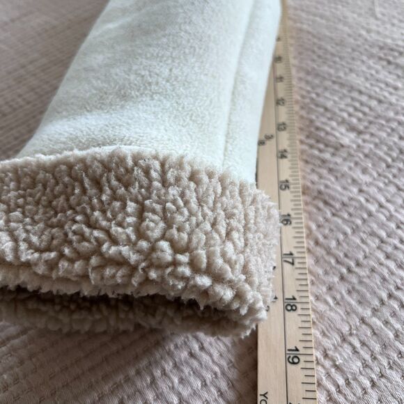 Old Navy Sherpa Fleece Jacket Women Large Beige Zip Buttons Pockets Cozy Winter - Picture 15 of 16